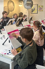 KIDS ART CLUB